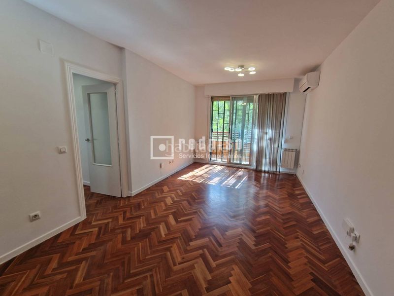 Foto c24c0bb2-2ffe-4d0f-ab0d-6a069c8e9018. Piso en Pueblo Nuevo Madrid