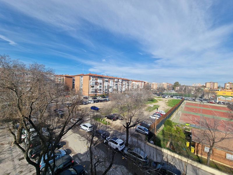 Foto a74b9a25-7cb9-423e-bd0e-f90442d5a8ac. Pis amb calefacció a Pueblo Nuevo Madrid