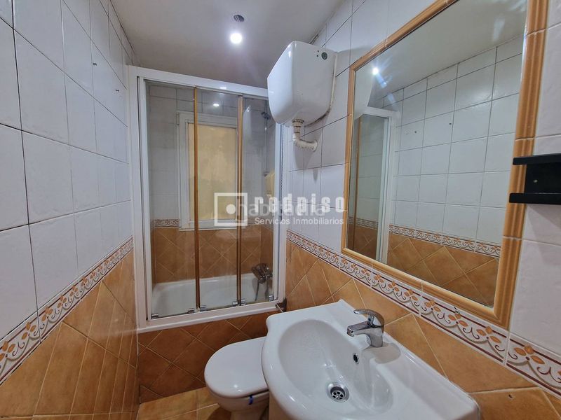 Foto e37dd6cb-ef88-43f1-9802-cdf709b7db4c. Piso en Simancas Madrid