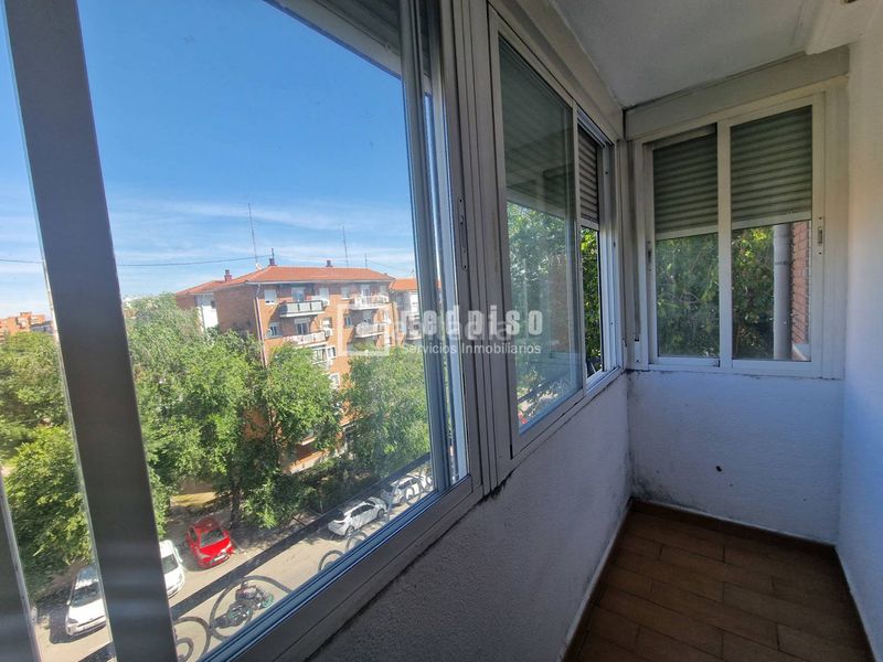 Foto d447f6a3-b91b-4da7-a4e4-7b3ce6a50156. Piso en Pueblo Nuevo Madrid