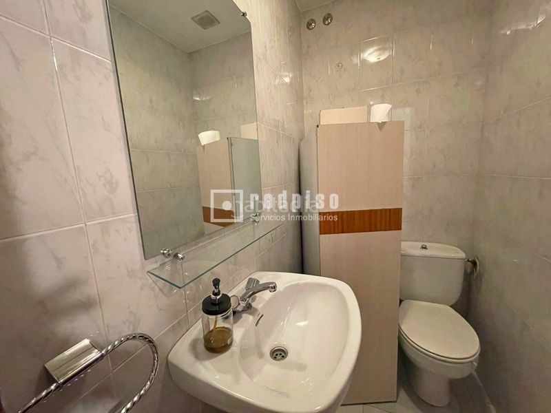 Foto d6768a09-6811-4ed7-b8fe-c9f521458044. Piso en Pueblo Nuevo Madrid
