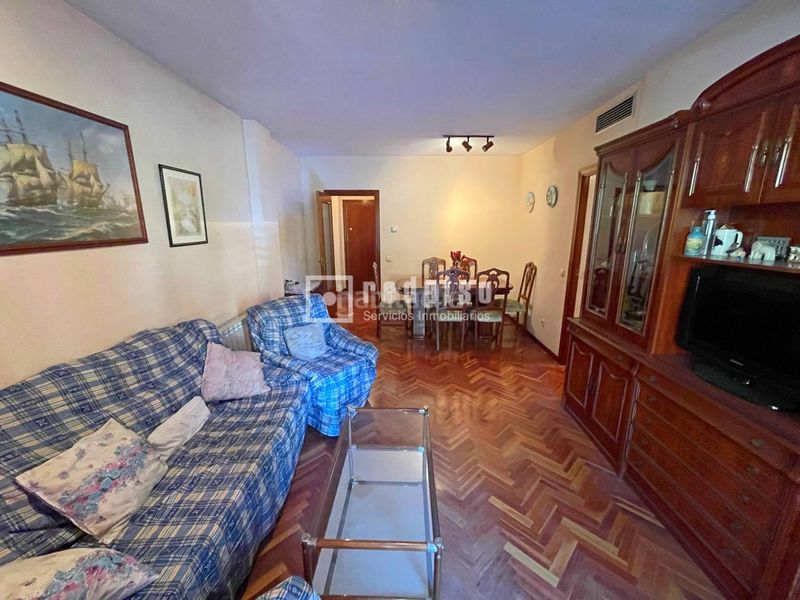Foto df57e6d4-e012-4209-86b3-eed54a6103a0. Piso en Pueblo Nuevo Madrid