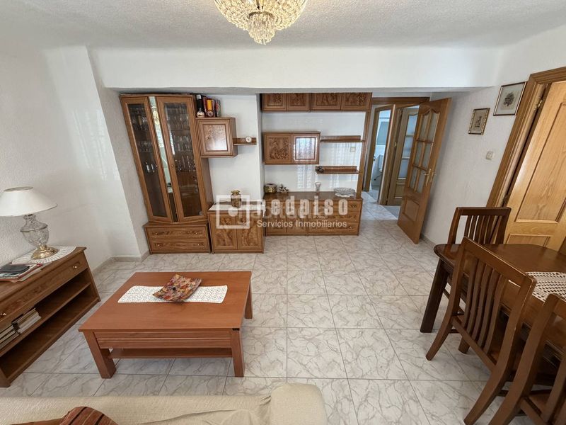 Foto c04dbd3d-5e18-467a-be1f-6413a573a0a4. Piso en Pueblo Nuevo Madrid