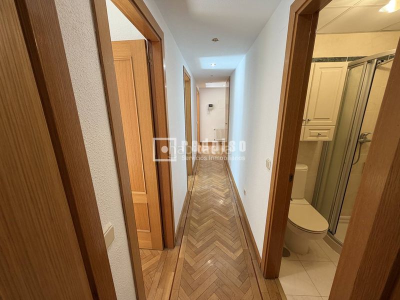Foto 95a593d8-c47e-4096-88a4-0818945b10ba. Flat with heating parking pool in Pueblo Nuevo Madrid