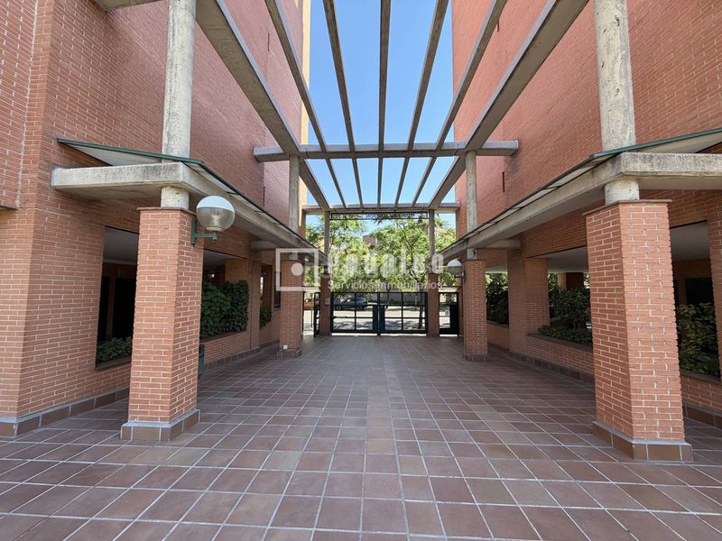 Foto b2959783-3311-49a6-bcbb-26e5b6a36975. Flat with heating parking pool in Pueblo Nuevo Madrid