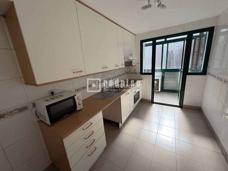 Foto d44b3632-98c6-4c70-9cbc-6582f71a2d8f. Flat with heating parking pool in Pueblo Nuevo Madrid