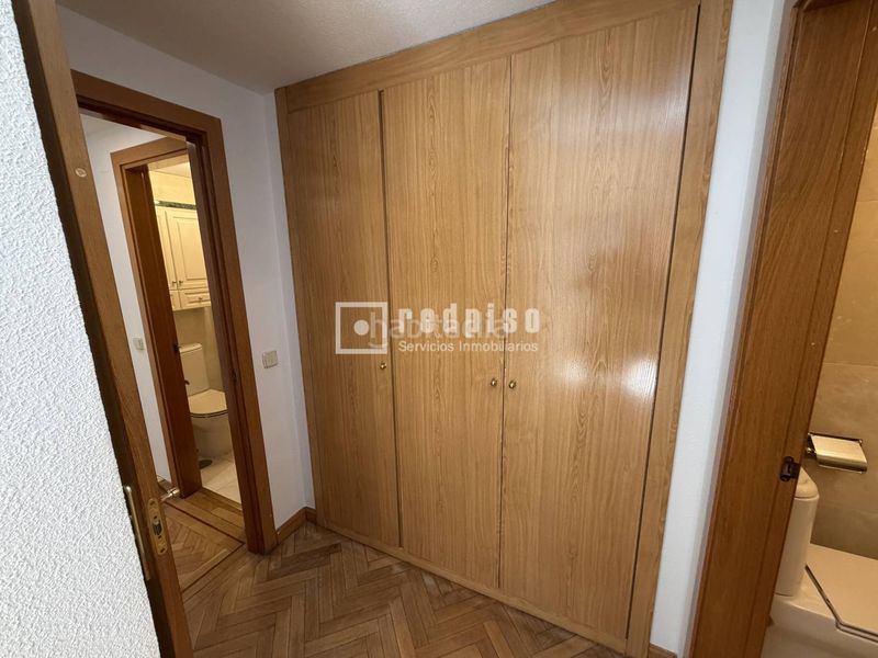 Foto f68603ef-aff5-4e9c-94dd-a5f13fad7597. Flat with heating parking pool in Pueblo Nuevo Madrid