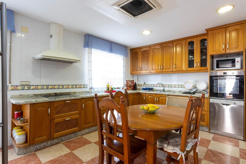 Foto 2a6ce43f-3591-4b92-8dd3-a4aa93397e25. Chalet gran casa en Motril ciudad Motril