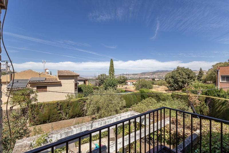 Foto d05356b5-35b0-48ca-91c0-7bb852fe8c88. Chalet con parcheggio piscina in La Zubia Ciudad Zubia (La)