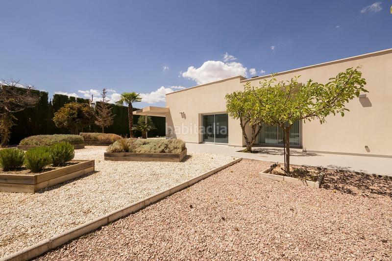 Foto 7786b14a-28a9-466c-b86c-cafc3e894152. Chalet exclusivo chalet de diseño en Villa de Otura