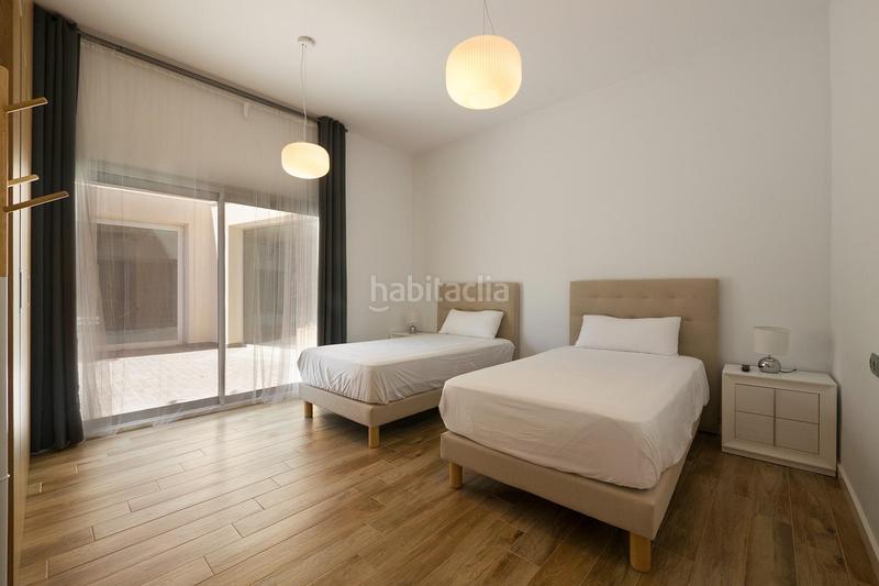 Foto a6a40576-5d7f-4a6a-8641-7eb26dd1dd61. Chalet exclusivo chalet de diseño en Villa de Otura