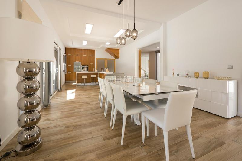 Foto b2f37ee0-d28f-44cb-bdbb-89004b318bac. Chalet exclusivo chalet de diseño en Villa de Otura