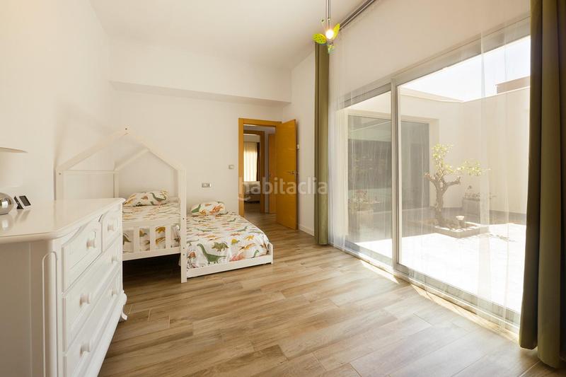 Foto bd975407-1c01-4f9c-a0c5-4971e4292b7f. Chalet exclusivo chalet de diseño en Villa de Otura