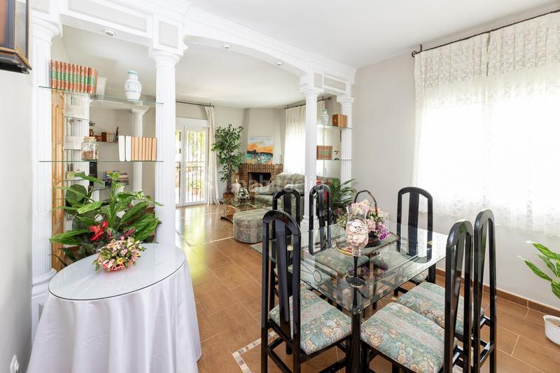 Foto 3ec0c922-5131-4555-ba75-85c26e9c53bc. Chalet avec parking piscine dans Villa de Otura