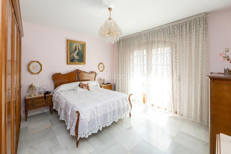 Foto f435b4d0-41cf-4850-b05b-395672290733. Haus mit parking in Maracena