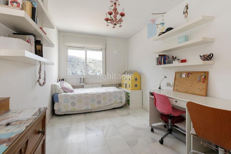 Foto 236b54f3-0d48-4457-88b3-ff529e905669. House with heating parking pool in Crta. De la Sierra Granada