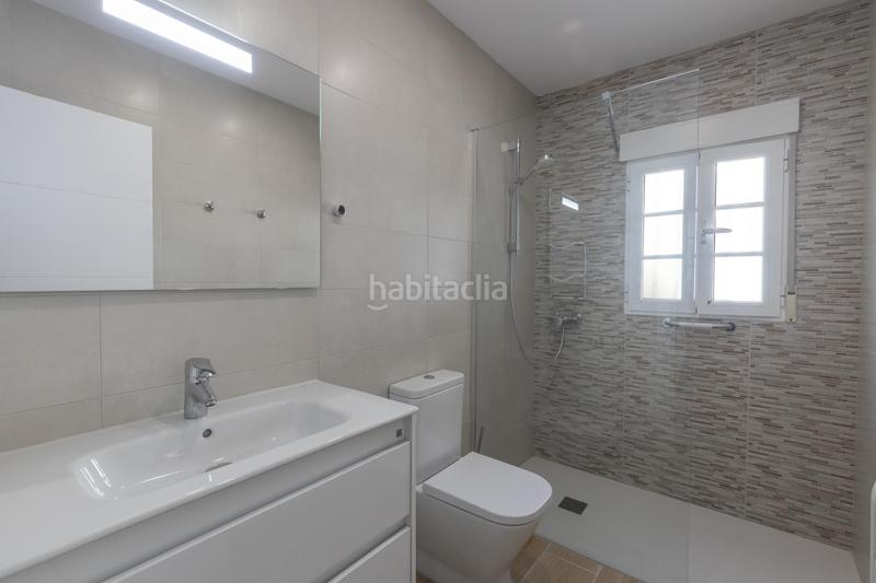 Foto a8a9afc2-9f15-471b-8e2f-d1a12bca1642. Casa adosada casa reformada en planta baja en La Zubia Ciudad Zubia (La)