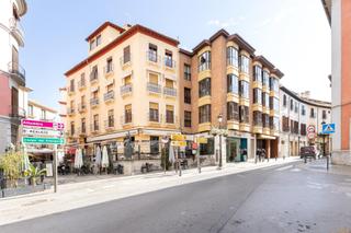 Flat  Calle colcha. Venta de piso en granada zona centro