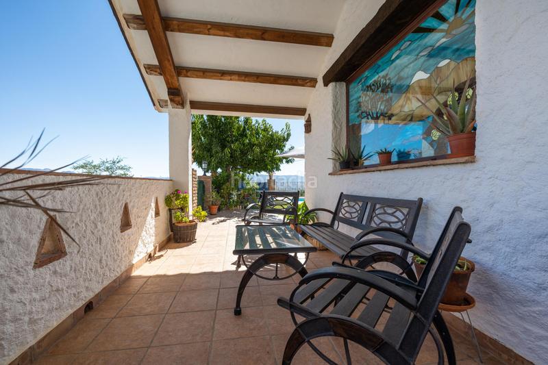 Foto 02884fa3-6069-4ee0-851f-34f4376efa05. Xalet amb aparcament piscina a Nigüelas