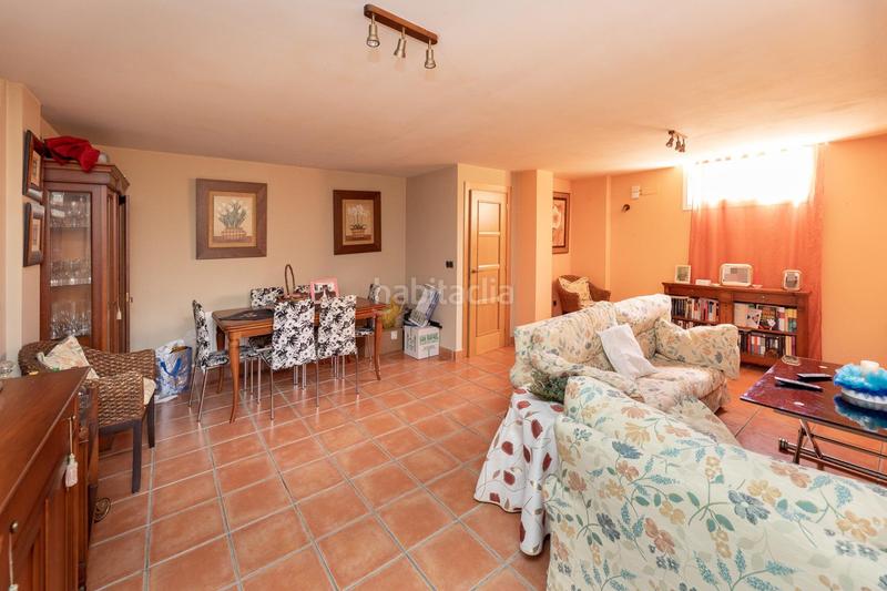 Foto 33e7f32e-c497-4702-aa82-5a66d831428d. Chalet avec chauffage parking piscine dans Huétor Vega