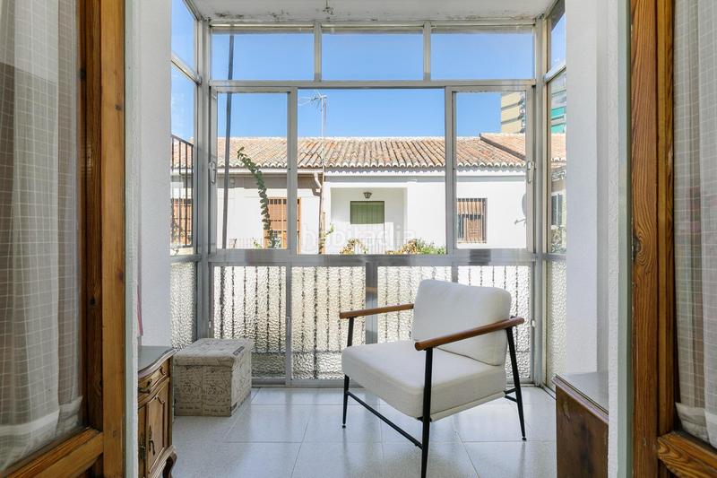 Foto 018988fd-5723-4104-9292-4c5d028aacd7. Casa adossada a Cervantes Granada