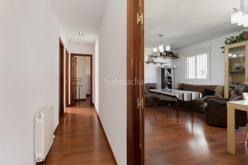 Foto 5a793e99-041e-44e4-af51-78d8e9db3f4f. Penthouse with heating parking in San Miguel Armilla