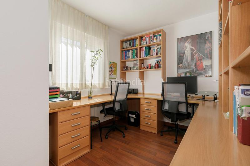 Foto ec4fd426-582d-40b9-ae76-ec4930589e08. Penthouse with heating parking in San Miguel Armilla