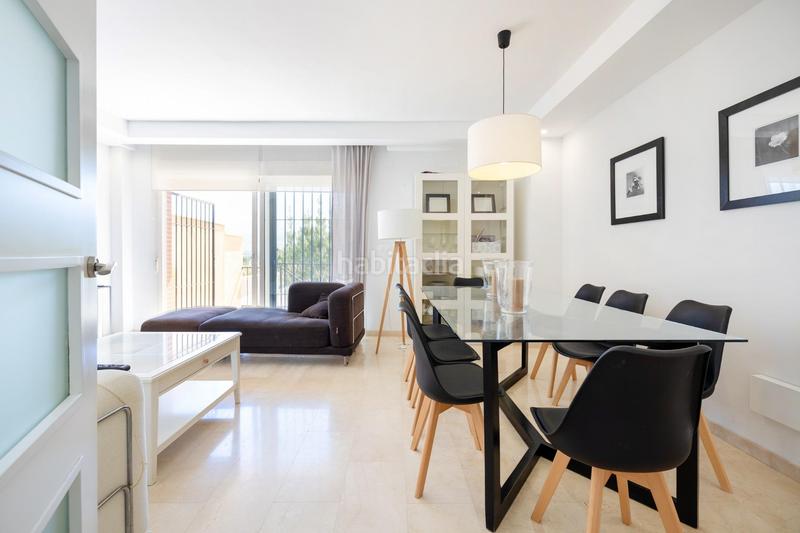 Foto 2c45160f-4624-4394-9016-3de6879219c5. Casa adossada amb calefacció aparcament piscina a Gabias (Las)