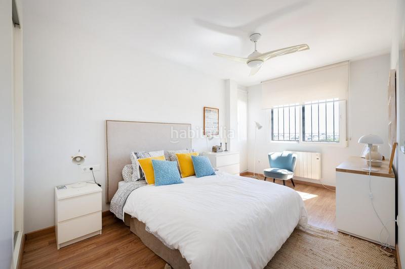 Foto 737642e3-76a8-4db0-a685-d4b1f5194e3d. Casa adossada amb calefacció aparcament piscina a Gabias (Las)