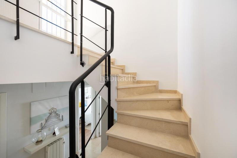 Foto 9e4a163f-cc2f-46e3-8603-bfb960f14b6e. Casa adossada amb calefacció aparcament piscina a Gabias (Las)