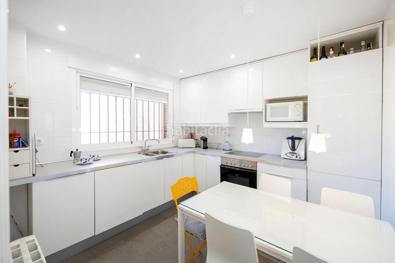 Foto acf0d667-6567-45e1-af05-b13c5b494f9e. Casa adossada amb calefacció aparcament piscina a Gabias (Las)