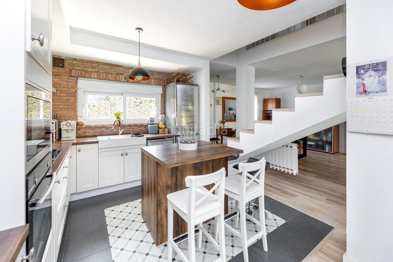 Foto 52faa9f9-f6f3-4f8c-8c0b-524f8c1024ea. Casa adossada amb calefacció a Villa de Otura