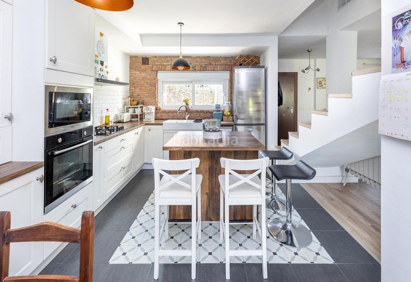 Foto b28233a6-3533-430b-83a9-ad962c24ff57. Casa adossada amb calefacció a Villa de Otura