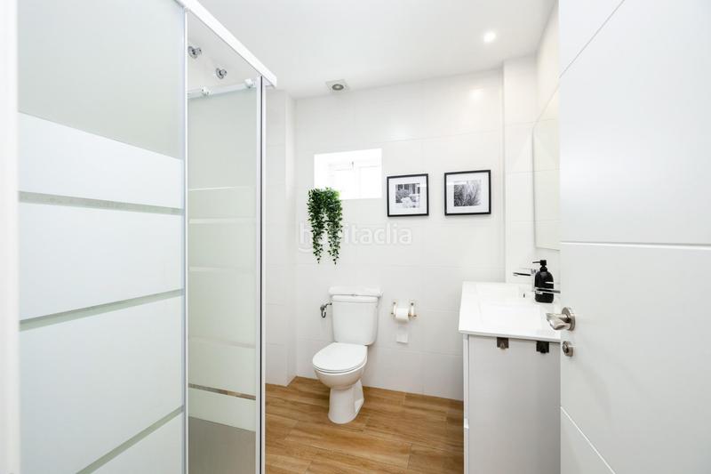 Foto d15f8a0f-a627-4b2e-84c4-7fa6d0251dbf. Apartamento coqueto apartamento, en pleno centro ven a visitarlo!! en Granada