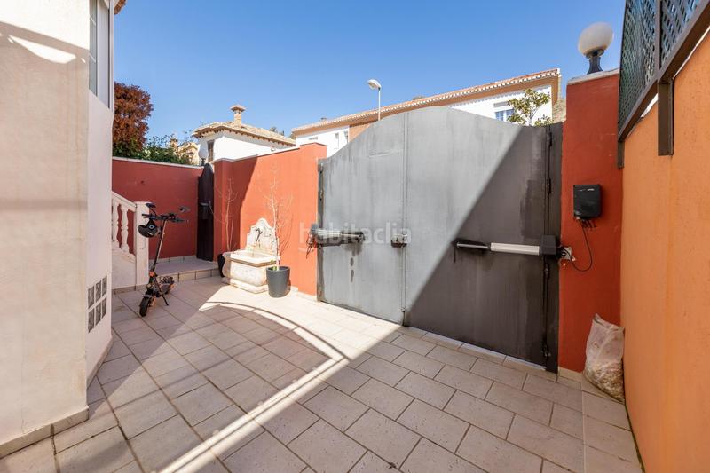 Foto 34f3bf9e-ffcd-493d-8a80-026ca1110df5. Casa amb calefacció aparcament piscina a Crta. De la Sierra Granada