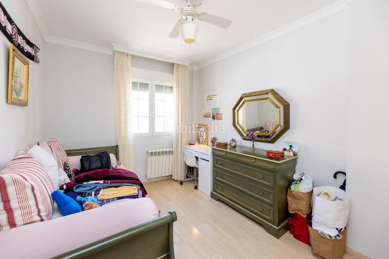 Foto 42ff8e47-357a-48b6-b44e-7c38fcfe5ef1. Casa amb calefacció aparcament piscina a Crta. De la Sierra Granada