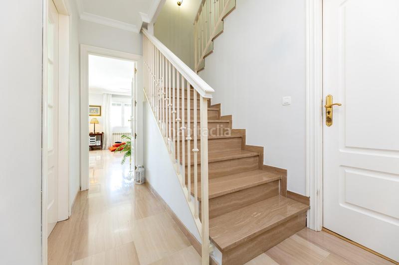 Foto 501921c5-cd5f-40a1-baa5-f17a8fd61fd3. Casa amb calefacció aparcament piscina a Crta. De la Sierra Granada