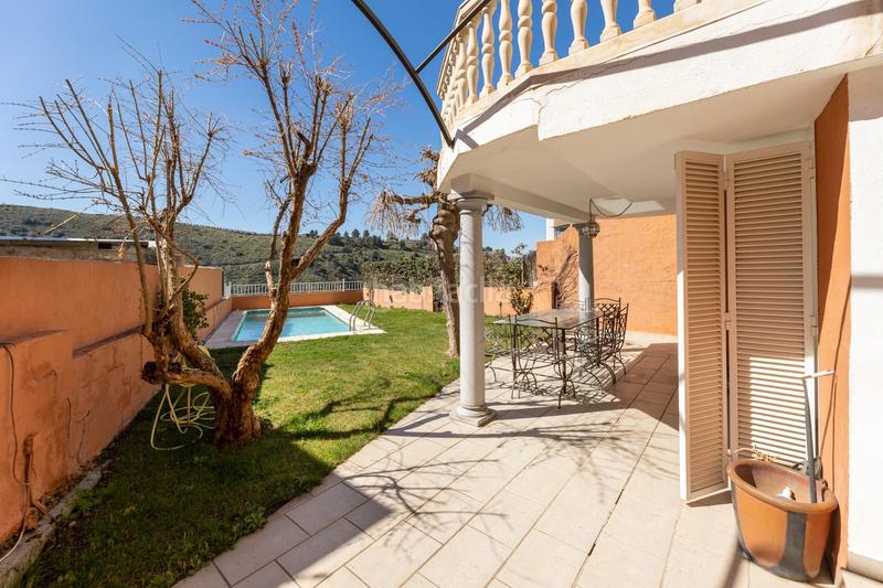 Foto 5f71824c-de89-4a29-98bd-5953afef4fba. Casa amb calefacció aparcament piscina a Crta. De la Sierra Granada