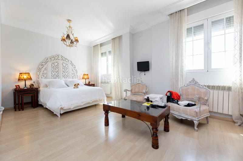 Foto 72d32a41-5b1f-4eda-916f-8dbde8480754. Casa amb calefacció aparcament piscina a Crta. De la Sierra Granada