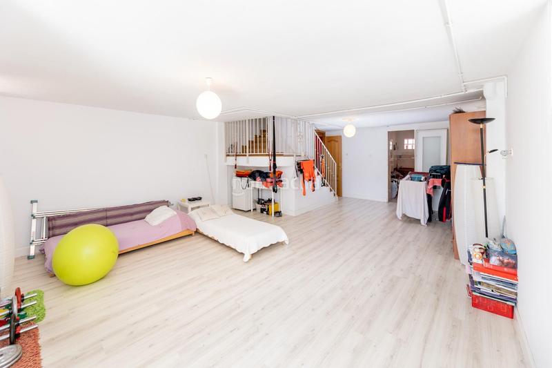 Foto bb34d673-e680-4bb6-9d4d-d6b19cf5102c. Casa amb calefacció aparcament piscina a Crta. De la Sierra Granada