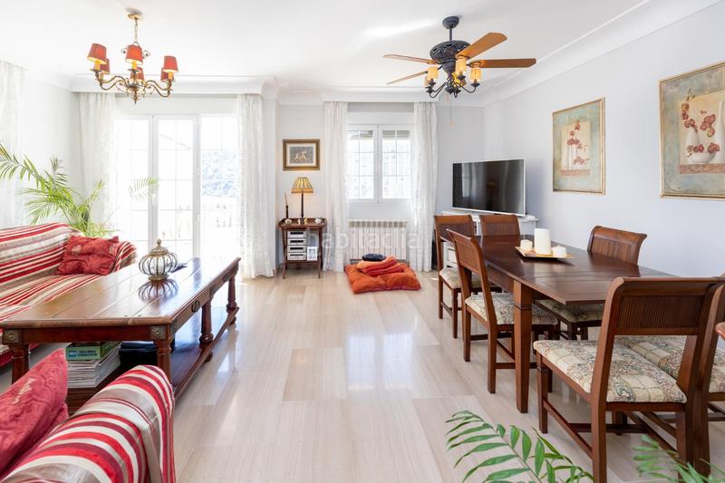 Foto c349db26-700a-44c7-b837-bc29a5f6c35c. Casa amb calefacció aparcament piscina a Crta. De la Sierra Granada