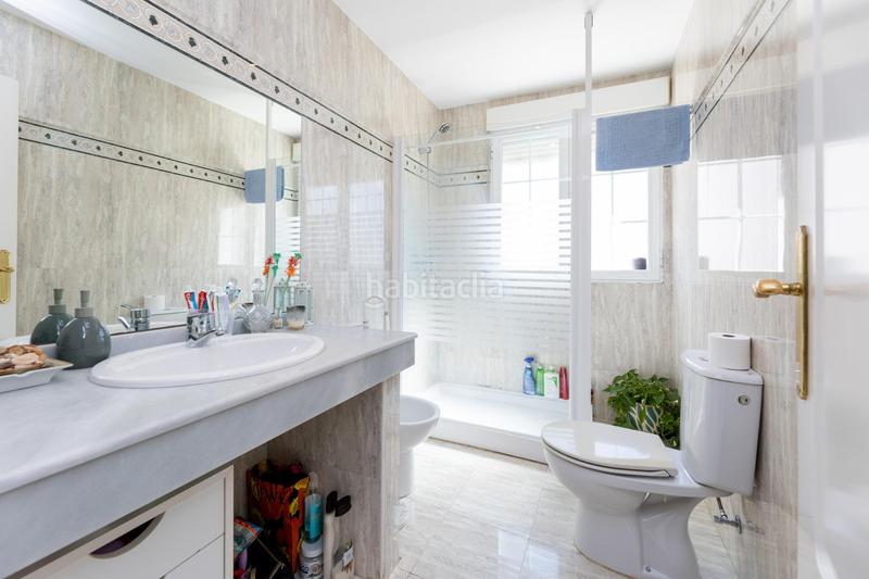 Foto d750a121-2321-4a64-87b0-7020880f5dee. Casa amb calefacció aparcament piscina a Crta. De la Sierra Granada