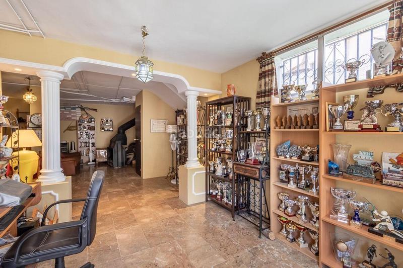 Foto b0fdbc07-36cd-4862-822e-4d291b206c16. Chalet avec chauffage parking piscine dans Pinos Genil