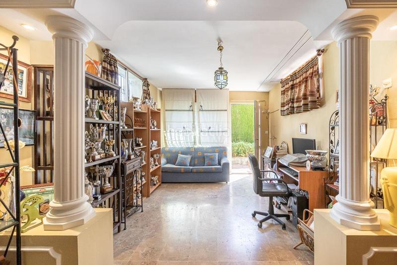 Foto f44ffb9c-ec13-4249-a614-6194b188380e. Chalet avec chauffage parking piscine dans Pinos Genil