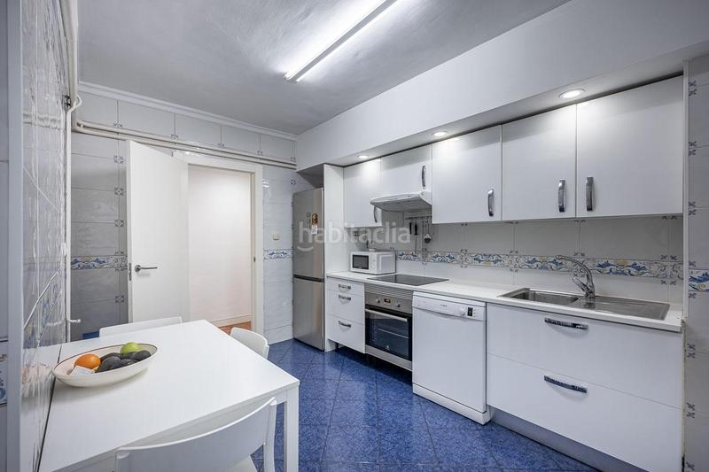 Foto 0cd7518b-4e7a-4f86-89fa-b9739a2de50f. Pis amb calefacció a Pajaritos Granada