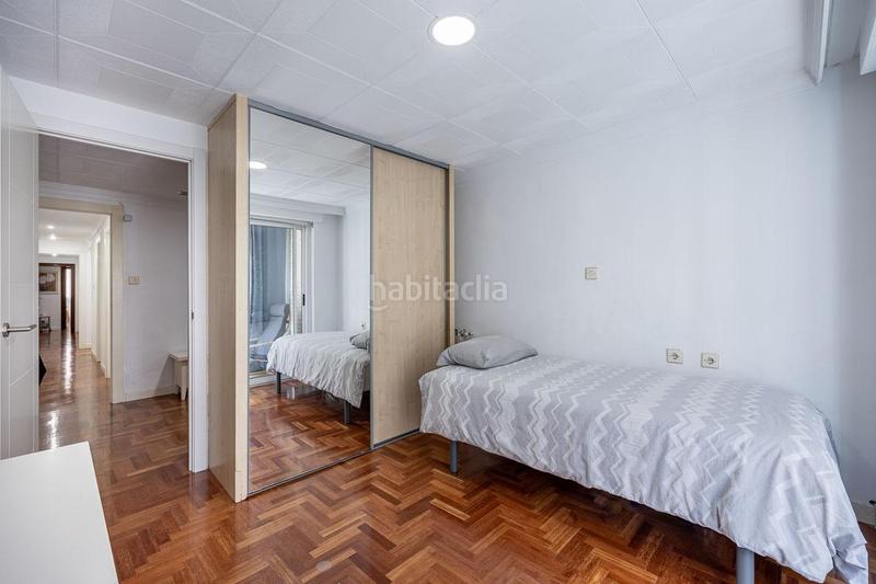 Foto 27736ab0-f867-413a-8a41-e499ab316d9a. Pis amb calefacció a Pajaritos Granada