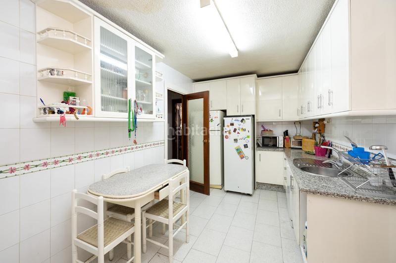 Foto 54e57d20-ceae-4cb0-9f12-2e066990d7a9. Appartement dans calle sos del rey catolico 9 dans Cervantes Granada