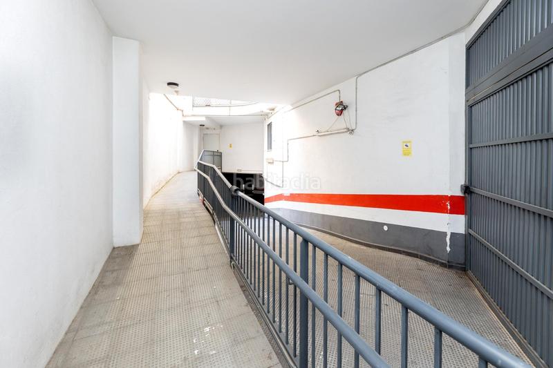 Foto 9d3b65d2-89ee-4fa3-9083-862cc585d87b. Pis amb calefacció aparcament a Barrio de Zaidín Granada