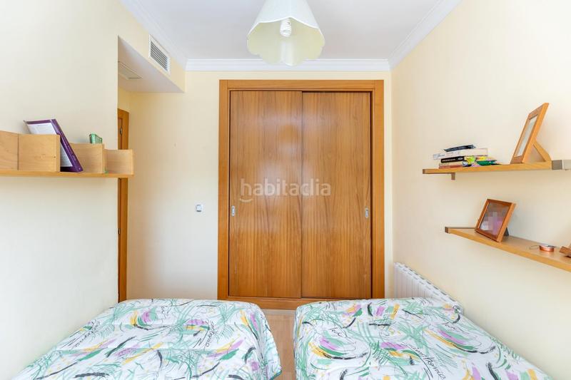 Foto 17761a18-c6bd-4773-9015-ab0da30ecff8. Semi detached house with heating parking pool in Crta. De la Sierra Granada