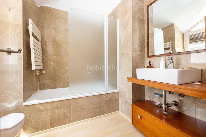 Foto 2516cedb-e18c-407d-bed9-35d405acf028. Semi detached house with heating parking pool in Crta. De la Sierra Granada